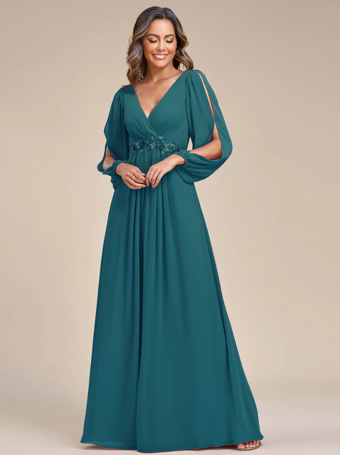 Elegantné spoločenské šaty s dlhým otvoreným rukávom model 0461 - 44
