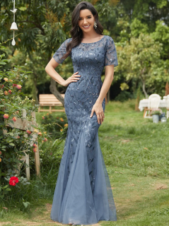 Modré priliehavé spoločenské šaty model 7707 - 42