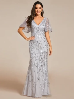 Elegantné priliehavé šaty s výstrihom model 0693 - 40